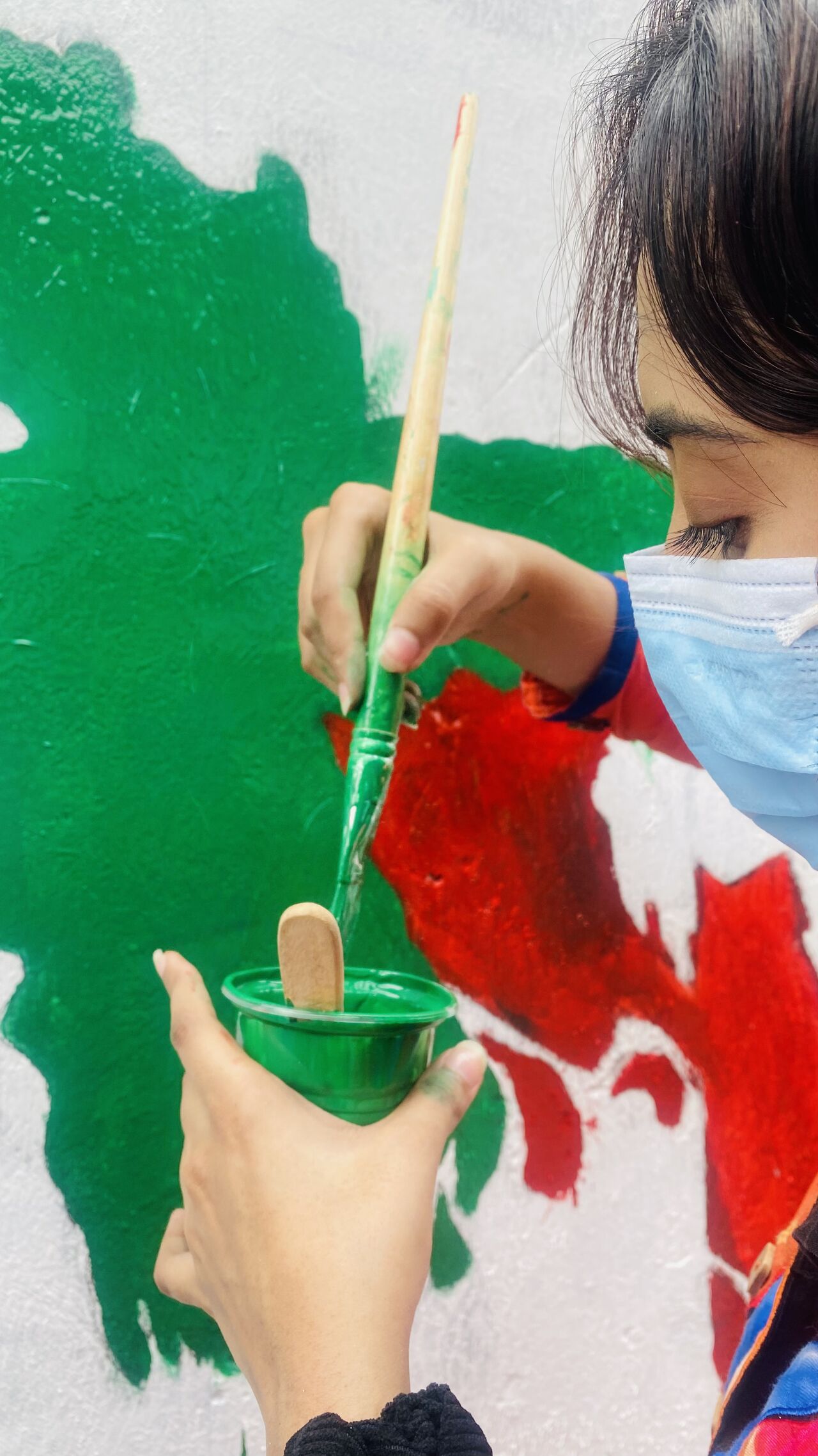 Organized Shorone Deyal: A gathering of 50+ young volunteers to engage in a clean-and-colour event